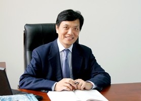 Prof. Huang Qiuting